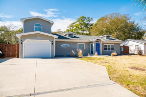 Barbee Beach House by Oak Island Accommodations